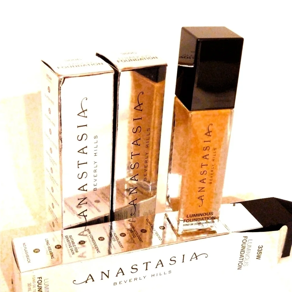 Anastasia Beverly‎ Hills Luminous  Foundation color: 360C LONGWEAR Womens Makeup